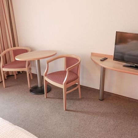 Gasthof Pension Pichlernwirt Himmelberg ภายนอก รูปภาพ