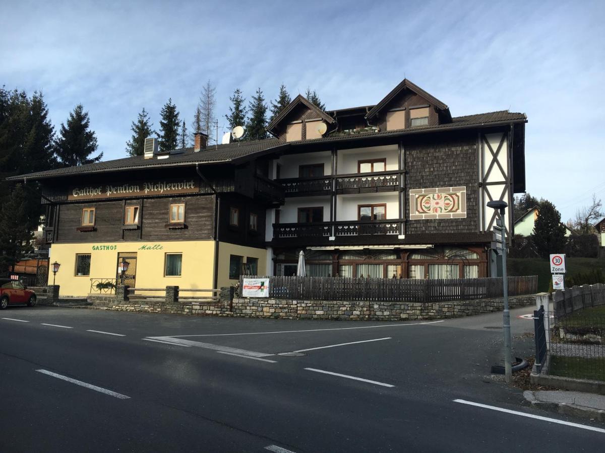 Gasthof Pension Pichlernwirt Himmelberg ภายนอก รูปภาพ